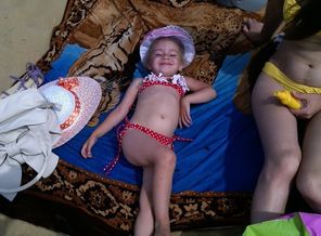 Под солнышком