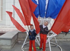 Мои мальчишки участвовали в праздновании славянской письменности и культуры, который прошел 24 мая у филармонии.