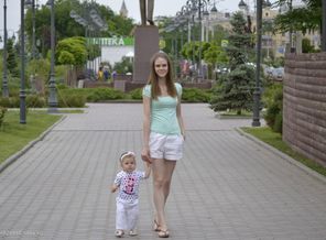 с доченькой