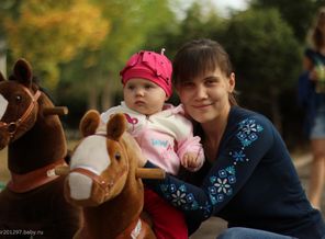 Анастасия с мамой
