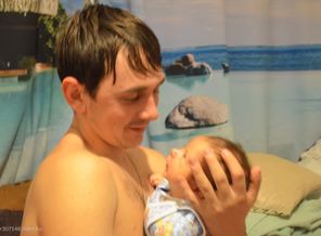 С папой)
