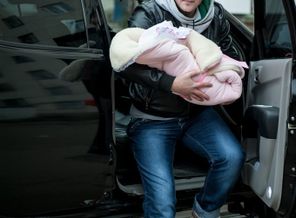 только приехали домой)