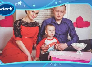 Семья - самое уютное и теплое место на Земле. И в этом местечке ты по настоящему счастлив!