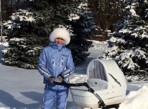 Наш первый снежок.