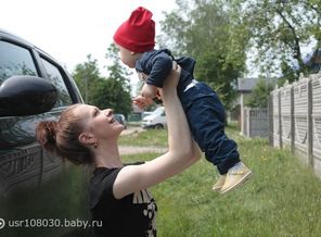 Мое счастье!На даче у родителей.