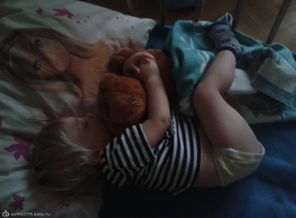 спим только с другом))