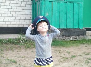 Дочка у папы на работе