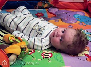 самый мой!) позирует...)