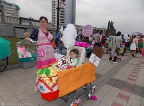 парад колясок