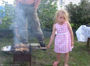 шашлычница))))