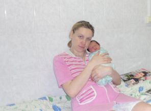 Что может быть прекрасней, чем держать своё маленькое счастье на руках.