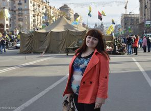 на майдане)