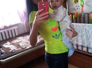 Сыночек только проснулся, злой немного)))