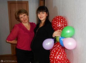 Я с мамочкой.