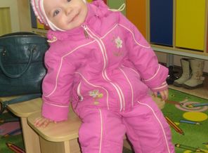 Доча в садик пошла