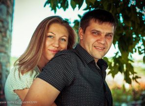 За стеной ...