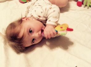 Мамина папина радость играет