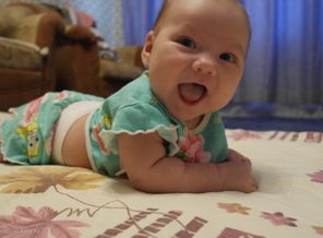 Вот так мы радуемся, когда не болит животик))) Тонечка 2 мес.
