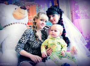 сестричка и племяш))
