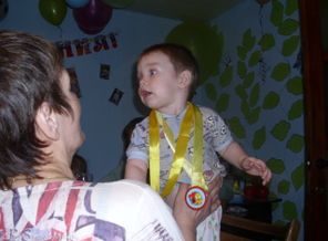 только раз в году
