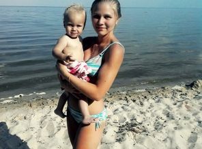 На море с пупсом