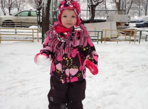 Играем в снежки