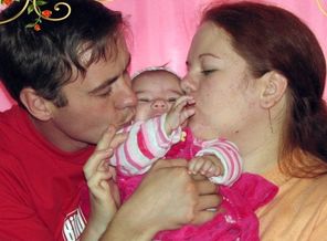 нет дороже человечка, чем родная наша дочка