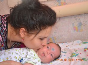 Когда нам был 1 месяц.