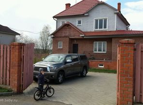 ЗАезжаем во двор.