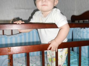 учимся вставать и стоять