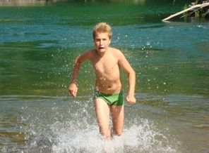 Сын увидел змею)))было очень страшно!!!