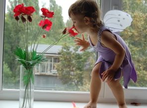 Прилетела к нам Динь-Динь..