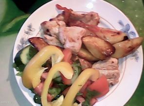 очень приятно получить вкусный и красивый ужин от любимого))