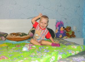 Я играю, веселюсь! Маму с папой радую!
