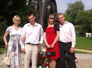 на свадьбе у родственников
