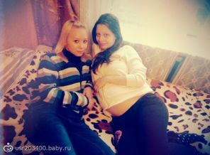 с сестрой)