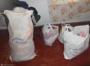 ребятишкам помогли вещами