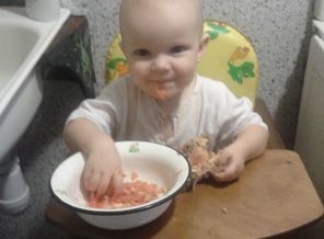 А руками-то оказывается вкуснее!!!)))
