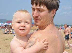 На море
