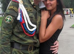 С двоюродным братом