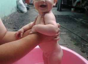 что бы не болеть, я закалялась все лето))