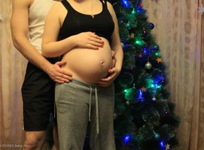с пузиком под Новый Год!
