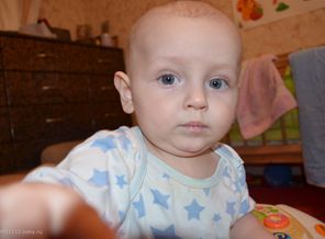 -мааам, а что это у тебя в руках?