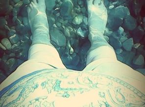 познакомила сына с морем))