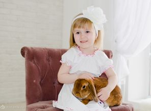 АЛИСА В СТРАНЕ ЧУДЕС)))